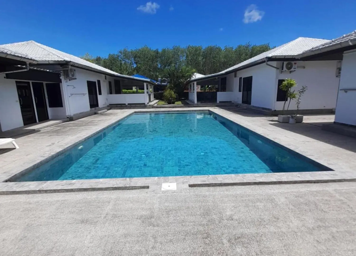 Pool Villa Manaow Ban Muang Mai
